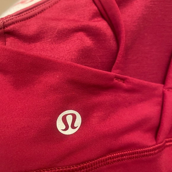 Lululemon Energy Bra Medium Support size 6  tank top - Picture 7 of 7